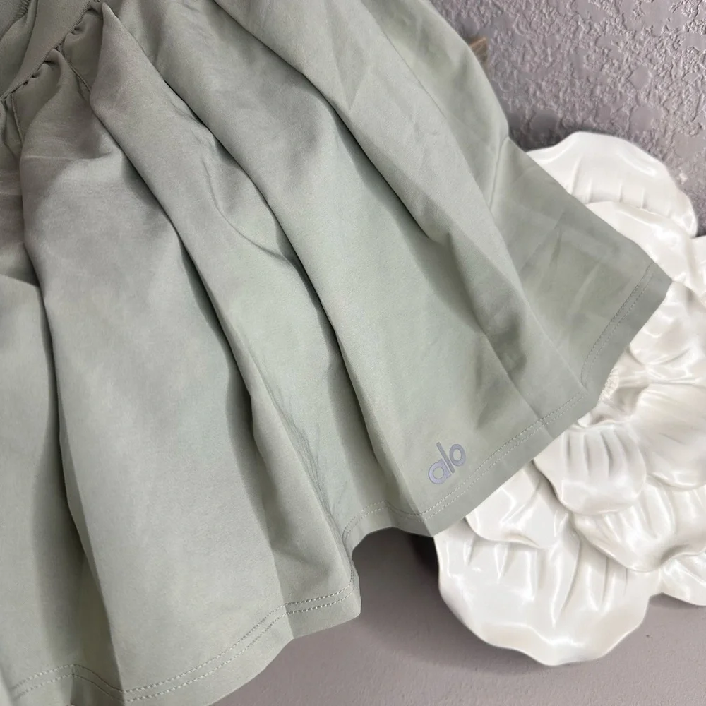 ALO Yoga Varsity Tennis Skirt • Limestone Green • Sz M